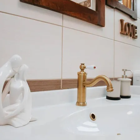 Kapitan With Climbing *