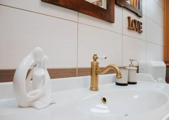 Kapitan With Climbing *